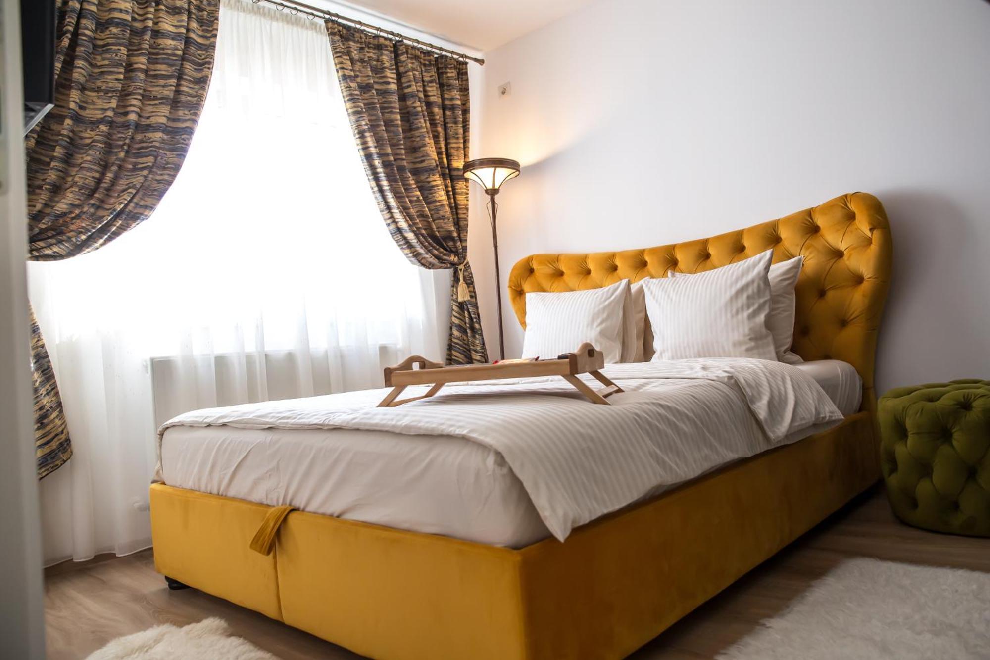 Jsn House - Private Parking & Premium Services บูคาเรสต์ ภายนอก รูปภาพ